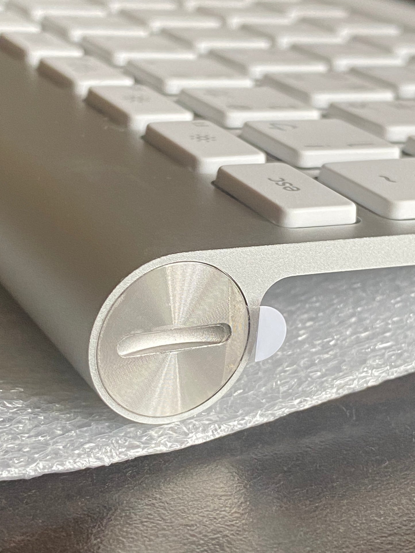 【當日出貨】|A1314 Apple 巧控鍵盤1代電池版 |全新未使用過裸裝 |註冊保固90天
