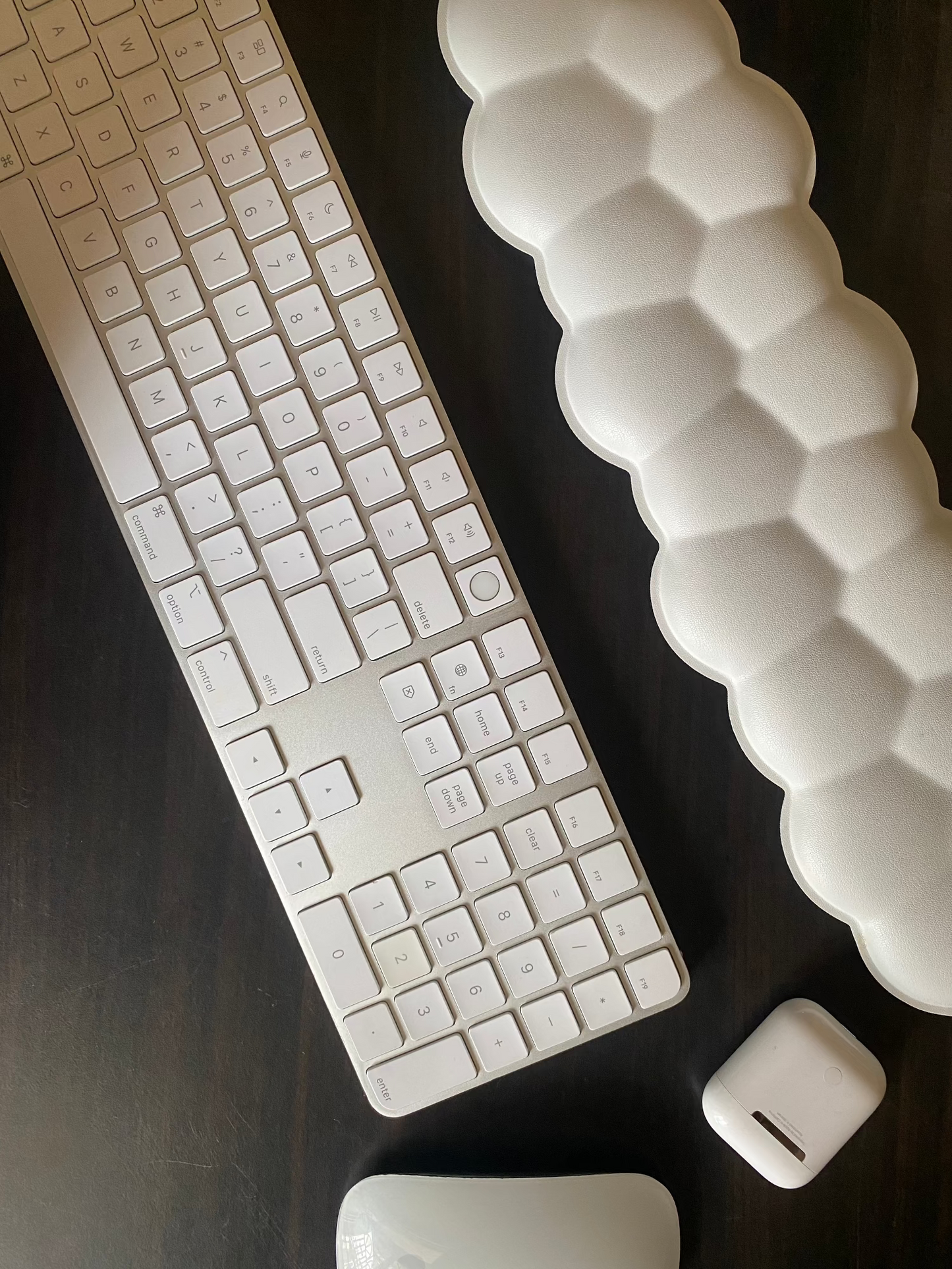 【當日出貨】|A2520 Apple 白色巧控鍵盤with Touch ID含數字鍵|九成新以上 |註冊保固90天