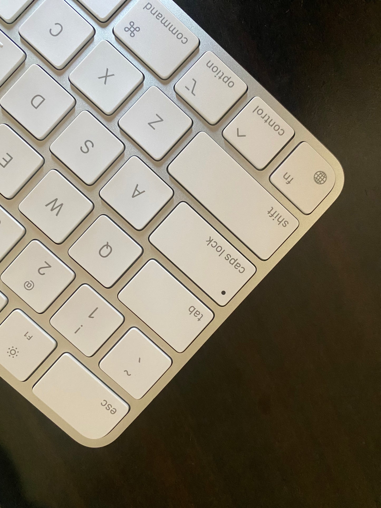 【當日出貨】|A2449 Apple 白色巧控鍵盤with Touch ID|全新未使用iMac紙膜 |註冊保固90天