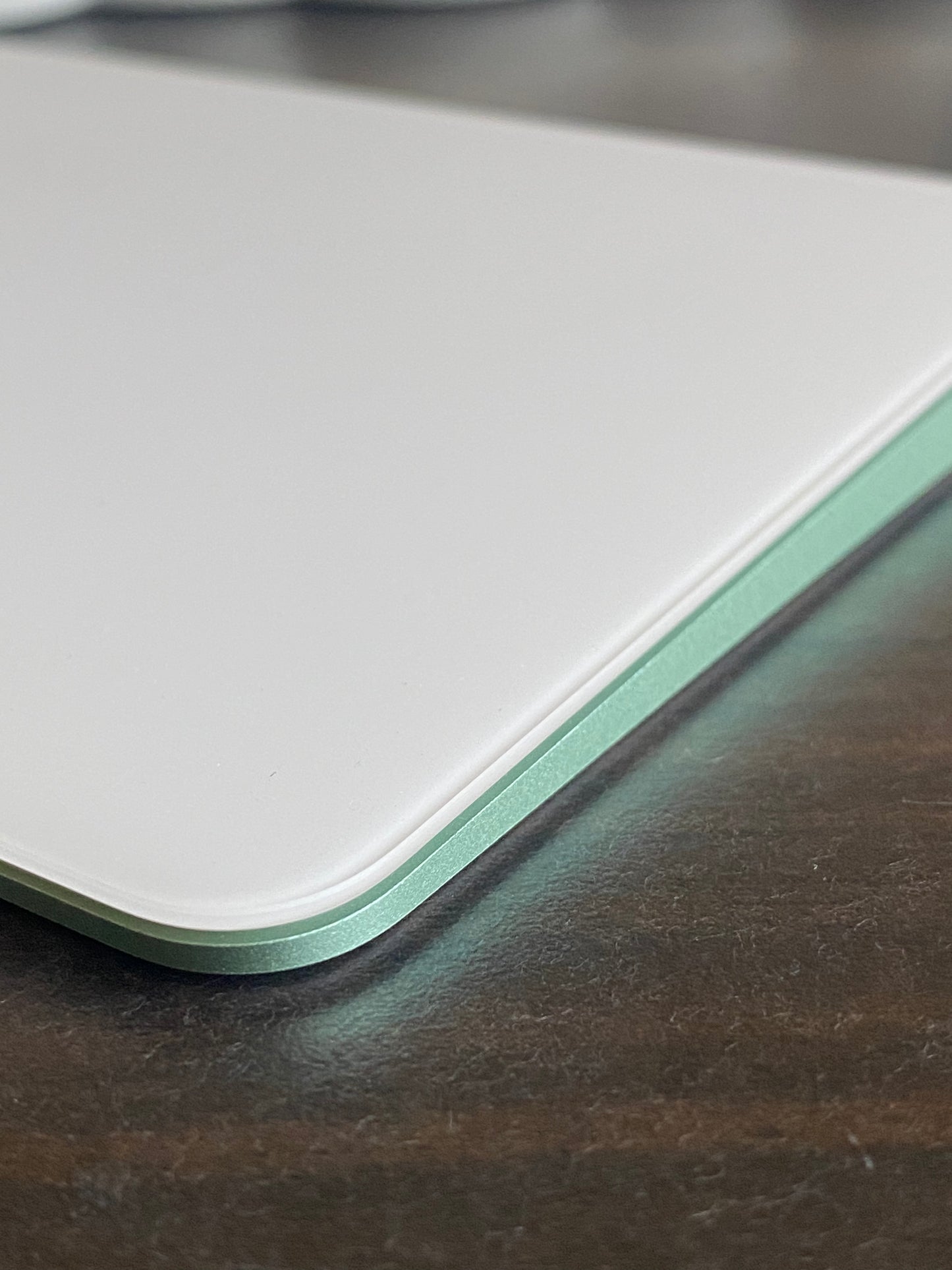 A1535 超稀有綠色蘋果巧控板三代Magic Trackpad
