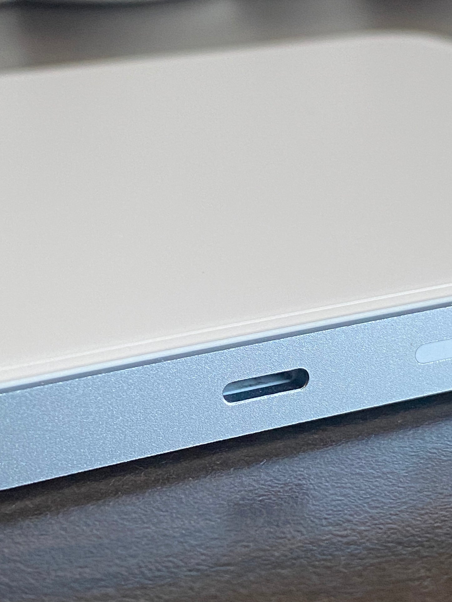 A1535 超稀有水藍色蘋果巧控板三代Magic Trackpad