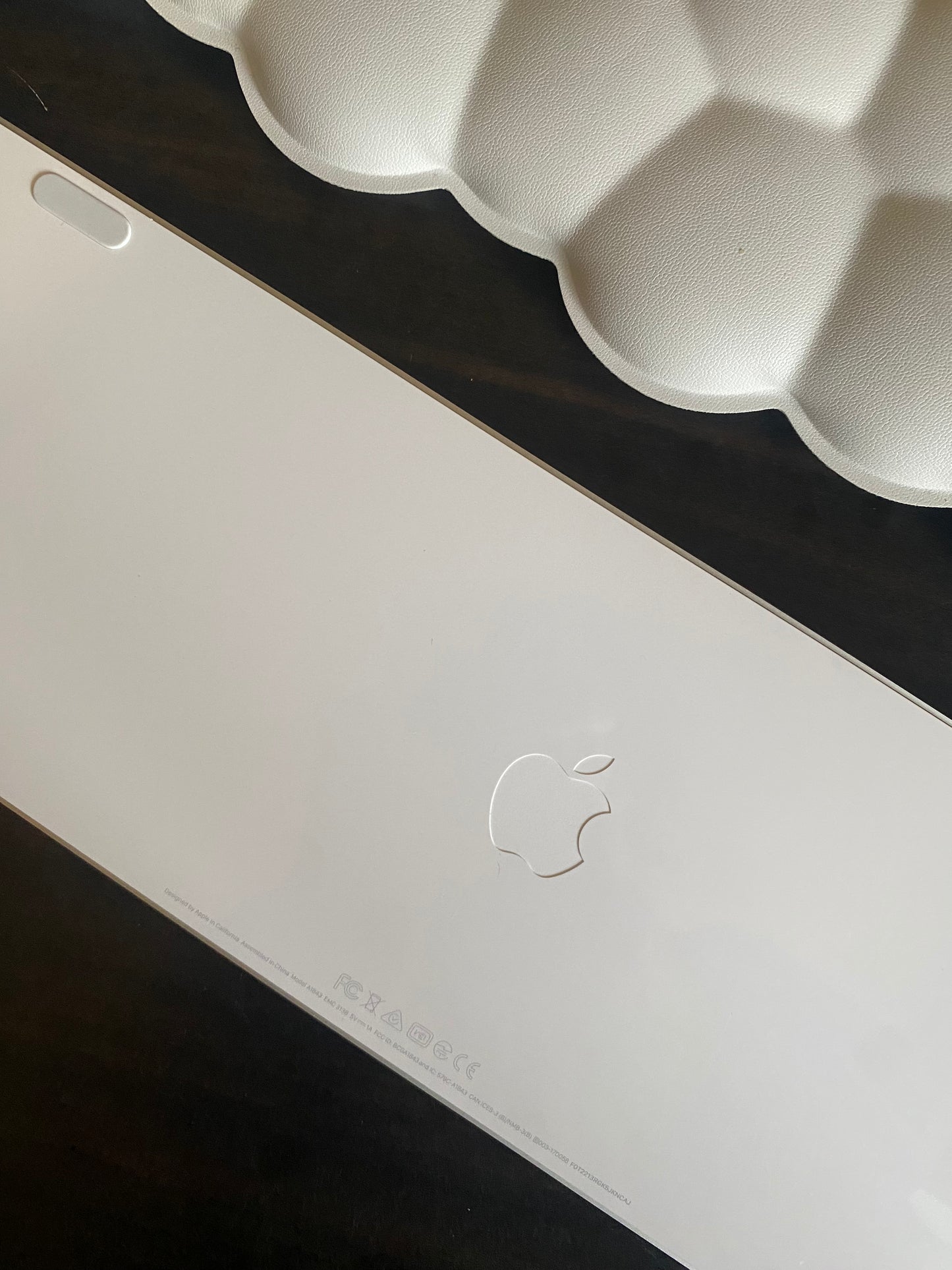 【當日出貨】｜A1843 Apple 白色巧控鍵盤2代含數字鍵 ｜9成新 ｜註冊保固90天
