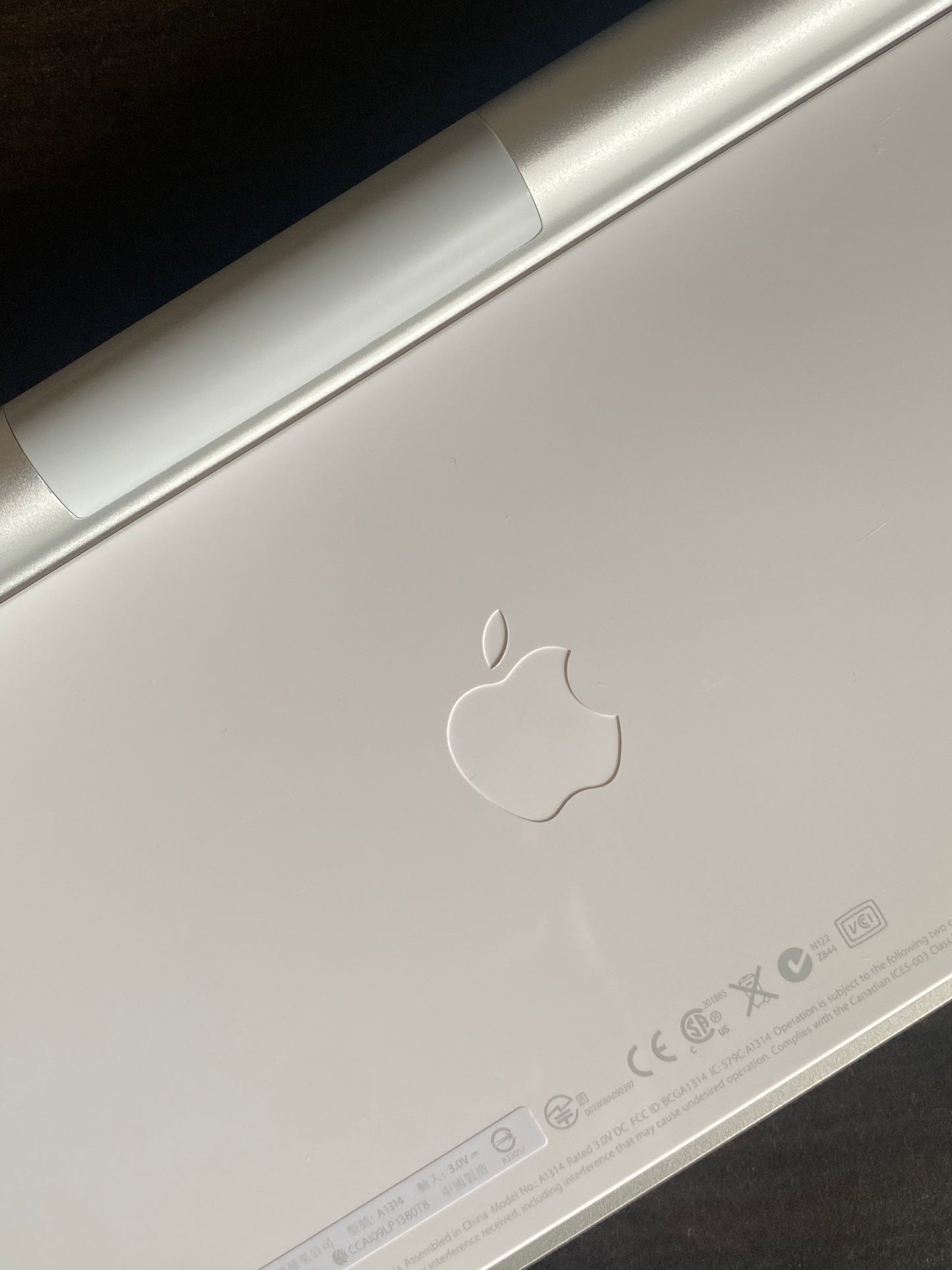 【當日出貨】｜A1314 Apple 巧控鍵盤1代電池版 ｜全新未使用過裸裝 ｜註冊保固90天