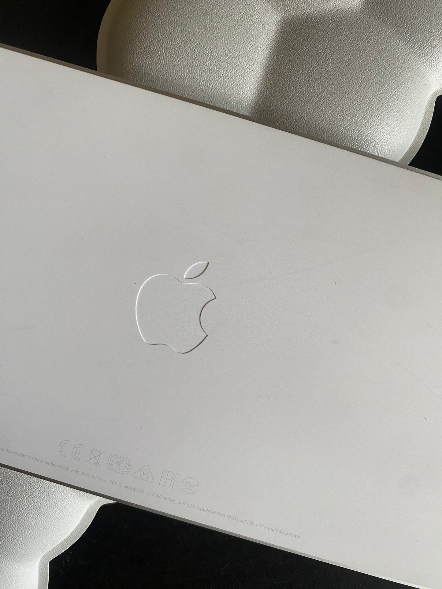 【當日出貨】｜A2520 Apple 白色巧控鍵盤with Touch ID含數字鍵｜九成新以上 ｜註冊保固90天