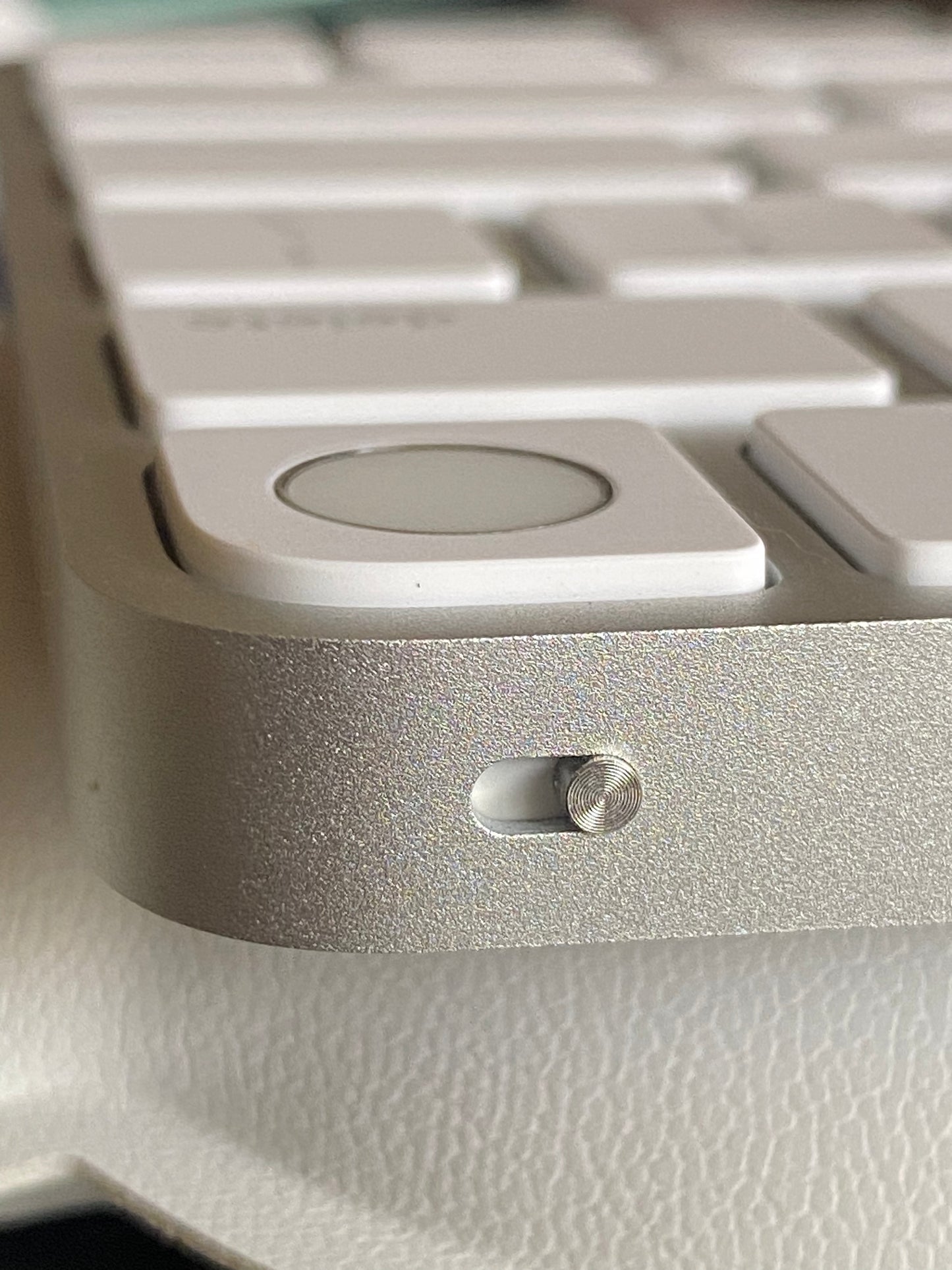 【當日出貨】｜A3118 USB-C 最新版 Apple 白色巧控鍵盤with Touch ID｜九成新以上 ｜註冊保固90天