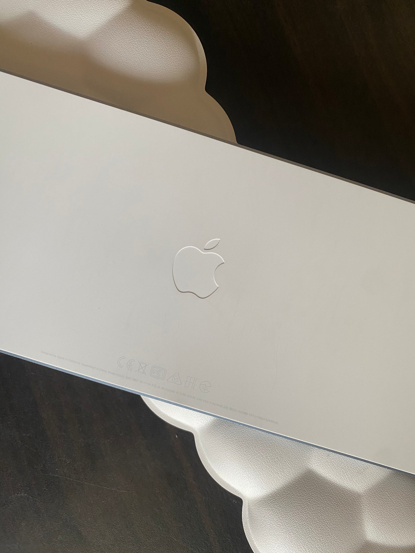 【當日出貨】｜A2520 Apple 超稀有水藍色巧控鍵盤with Touch ID｜九成新以上 ｜註冊保固90天