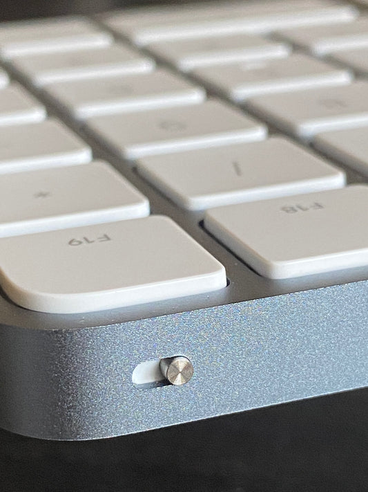 【當日出貨】｜A2520 Apple 超稀有水藍色巧控鍵盤with Touch ID｜九成新以上 ｜註冊保固90天